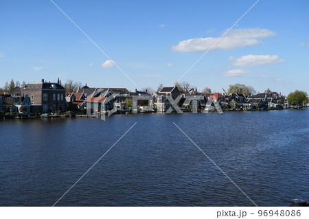 オランダの風車村、ザーンセスカンス 96948086