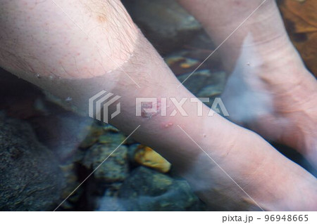 秘湯での足湯 秘湯での足湯 96948665