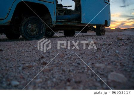 クーバーペディのトラックの廃車 96953517