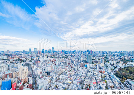 東京の恵比寿からの都市風景 96967542