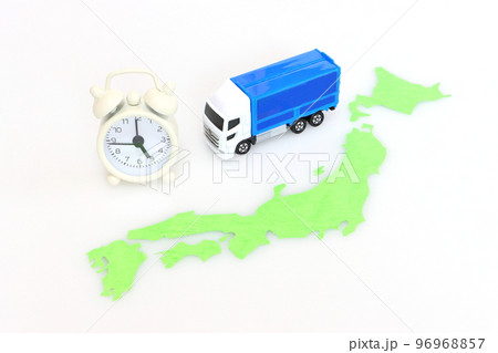 全国配送（物流・時間厳守イメージ） 96968857