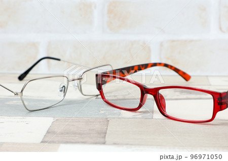 眼鏡, ライフスタイル, メガネ, グラス, フレーム, 生活用品, めがね, レンズ, 視力, 眼 眼鏡, ライフスタイル, メガネ, グラス, フレーム, 生活用品, めがね, レンズ, 視力, 眼 96971050