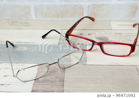 眼鏡, ライフスタイル, メガネ, グラス, フレーム, 生活用品, めがね, レンズ, 視力, 眼 96971092