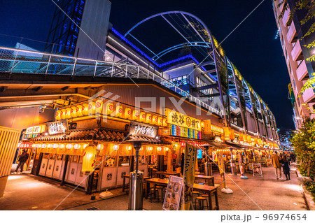 日本の東京都市景観 師走…BQ.1.1…屋外での感染リスクはほぼないが…渋谷横丁=7日 日本の東京都市景観 師走…BQ.1.1…屋外での感染リスクはほぼないが…渋谷横丁=7日 96974654