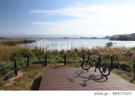 白山眺望広場(石川県 加賀市 柴山潟) 白山眺望広場(石川県 加賀市 柴山潟) 96975425