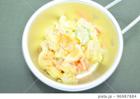 ポテマカサラダ 96987884