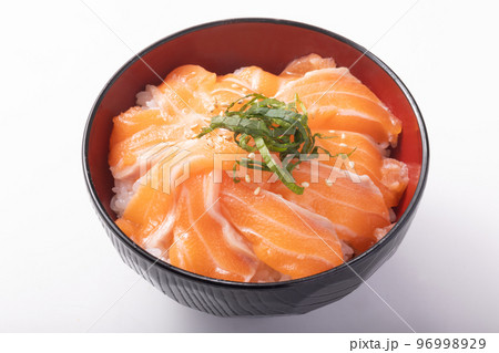 サーモン丼　アトランティックサーモン 96998929