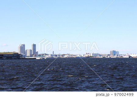 横浜　横浜山下埠頭　山下公園　横浜マリンタワー　氷川丸　旧横浜水堤灯台 97002499