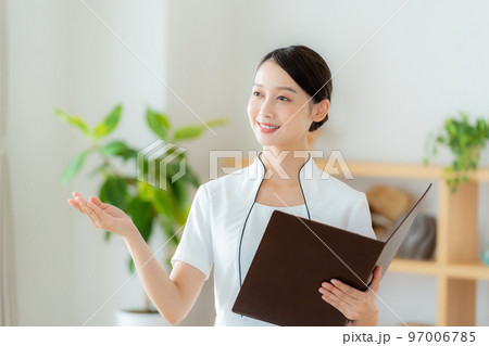 エステティシャン 97006785