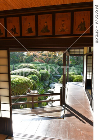 紅葉真っ盛り　秋の丈山苑　詩泉閣 97010593