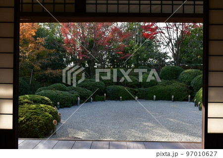 紅葉真っ盛り　秋の丈山苑　詩泉閣 97010627