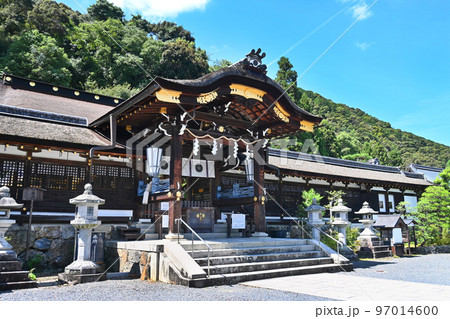 9月に参拝した京都市松尾大社の本殿と中門 9月に参拝した京都市松尾大社の本殿と中門 97014600