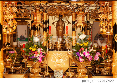 金色の仏壇 97017427