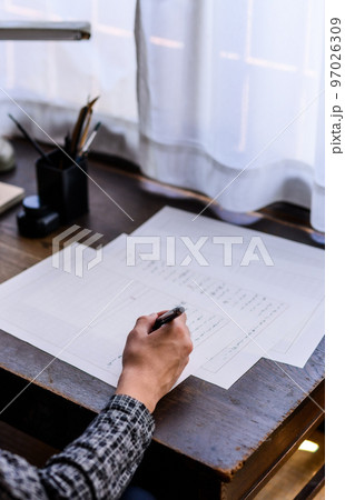 懐かしい感じのイメージ（Image photo） 97026309