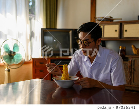 懐かしい感じのイメージ（Image photo） 97026541