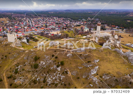 Panoramic view from above on the medieval castle Olsztyn. Poland Panoramic view from above on the medieval castle Olsztyn. Poland 97032409