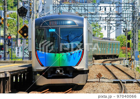 【西武】新宿線下落合駅 40000系 【西武】新宿線下落合駅 40000系 97040066