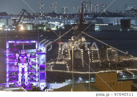 ガンダムと護衛艦 97040511