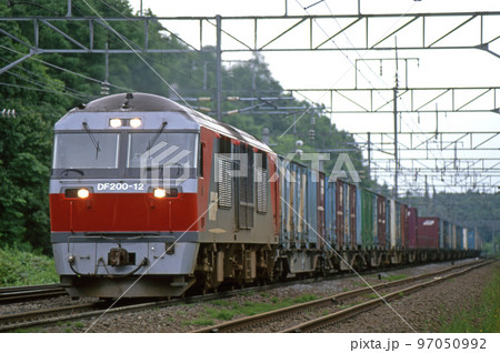 千歳線　西の里（信）　JR貨物　DF200-12（鷲別） 97050992