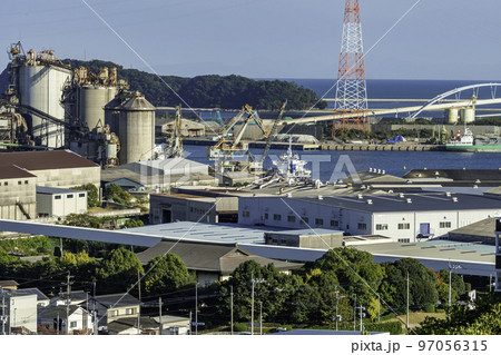 苅田町湾岸工業地帯　福岡県苅田町 97056315