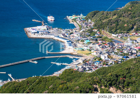 《千葉県》鋸山の眺望・浜金谷港の街並み 97061581