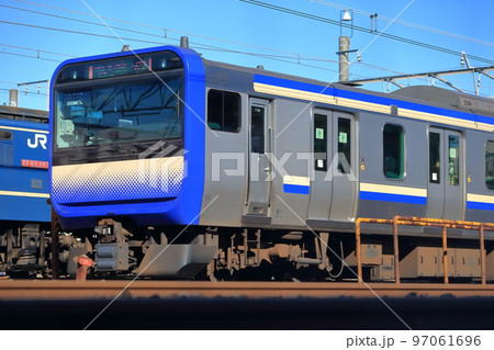 横須賀・総武快速線の新車両 97061696