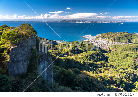 《千葉県》鋸山の眺望・東京湾の大海原 《千葉県》鋸山の眺望・東京湾の大海原 97061917