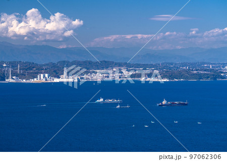 《千葉県》東京湾の大海原・鋸山の眺望 97062306
