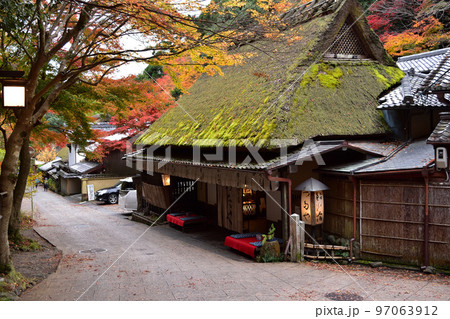 京都・嵯峨鳥居本の紅葉 京都・嵯峨鳥居本の紅葉 97063912