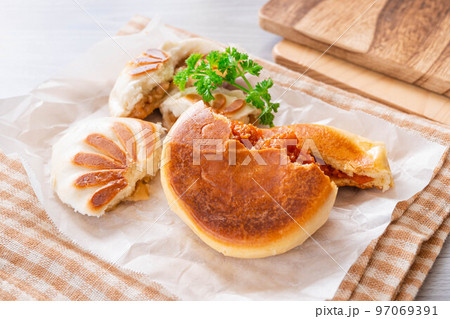 中華まんホットサンド 中華まんホットサンド 97069391
