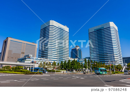 千葉県千葉市　美浜区　幕張新都心の都市風景 97086248