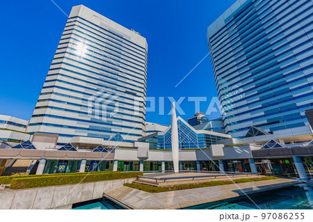 千葉県千葉市　美浜区　幕張新都心の都市風景 97086255