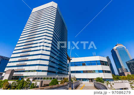 千葉県千葉市　美浜区　幕張新都心の都市風景 97086279