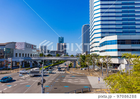 千葉県千葉市　美浜区　幕張新都心の都市風景 97086288