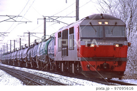 室蘭本線　虎杖浜　JR貨物　DF200-2（鷲別） 97095616
