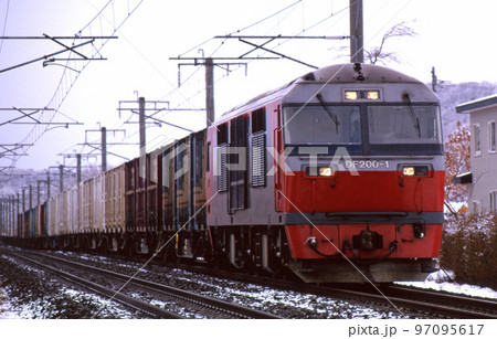 室蘭本線 竹浦ー北吉原 JR貨物 DF200-1(鷲別) 室蘭本線 竹浦ー北吉原 JR貨物 DF200-1(鷲別) 97095617