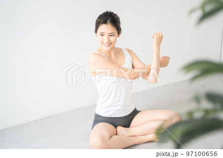 ストレッチ　イメージ 97100656