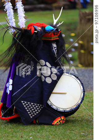 岩手県民俗芸能公演　鹿踊り 97106996