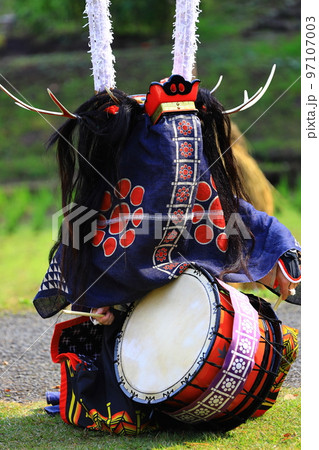 岩手県民俗芸能公演　鹿踊り 97107003
