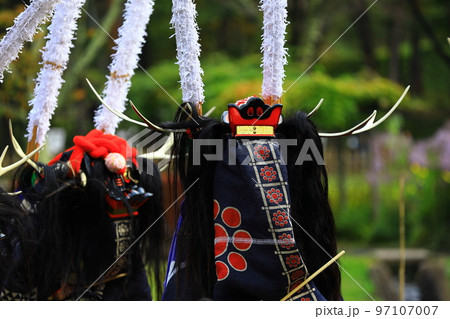 岩手県民俗芸能公演　鹿踊り 97107007