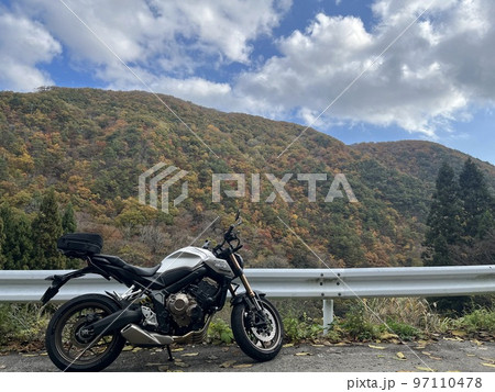 佐渡　紅葉 97110478