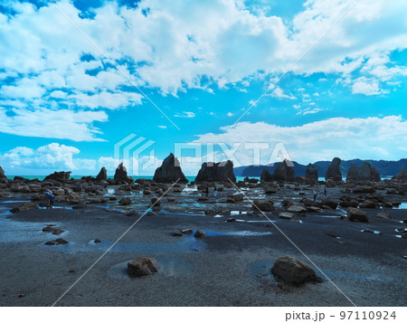 秋空の橋杭岩 秋空の橋杭岩 97110924