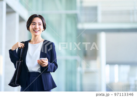 ビジネス　若手 97113346