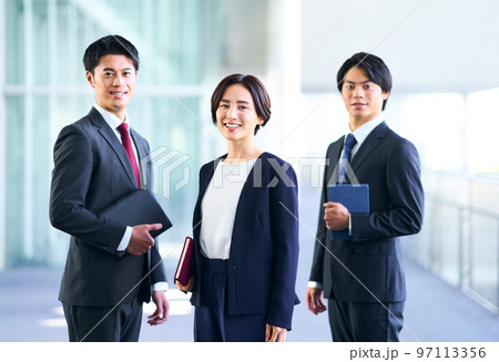 ビジネス　若手 97113356