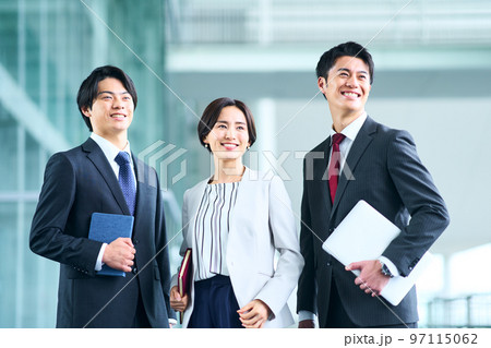 ビジネスシーン　若手 97115062