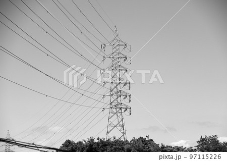 送電線(モノクロ) 送電線(モノクロ) 97115226