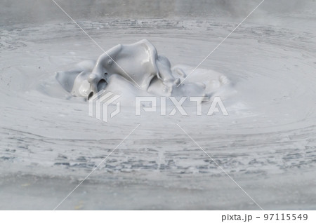 大地の芸術? 温泉湧出 大地の芸術? 温泉湧出 97115549