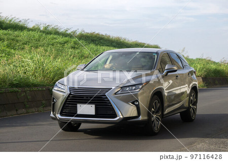 SUV 多用途車 道路走行 SUV 多用途車 道路走行 97116428
