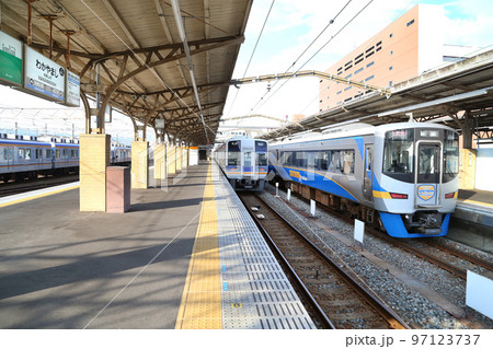 南海和歌山市駅5-6番線ホーム　和歌山市 97123737