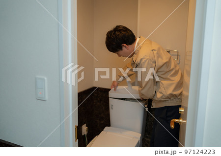 トイレと業者 97124223